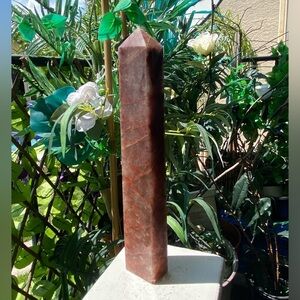 Tall Strawberry Fire Quartz Tower